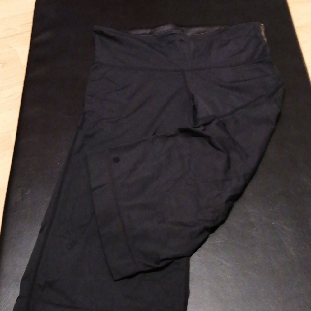Lululemon capris